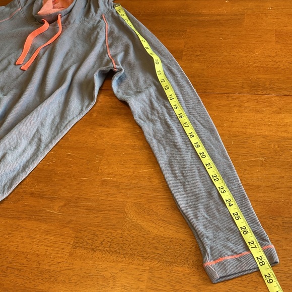 Columbia Womens Size L Grey Orange Contrast Cowl Hoodie Drawstrings Lightweight - Picture 13 of 13